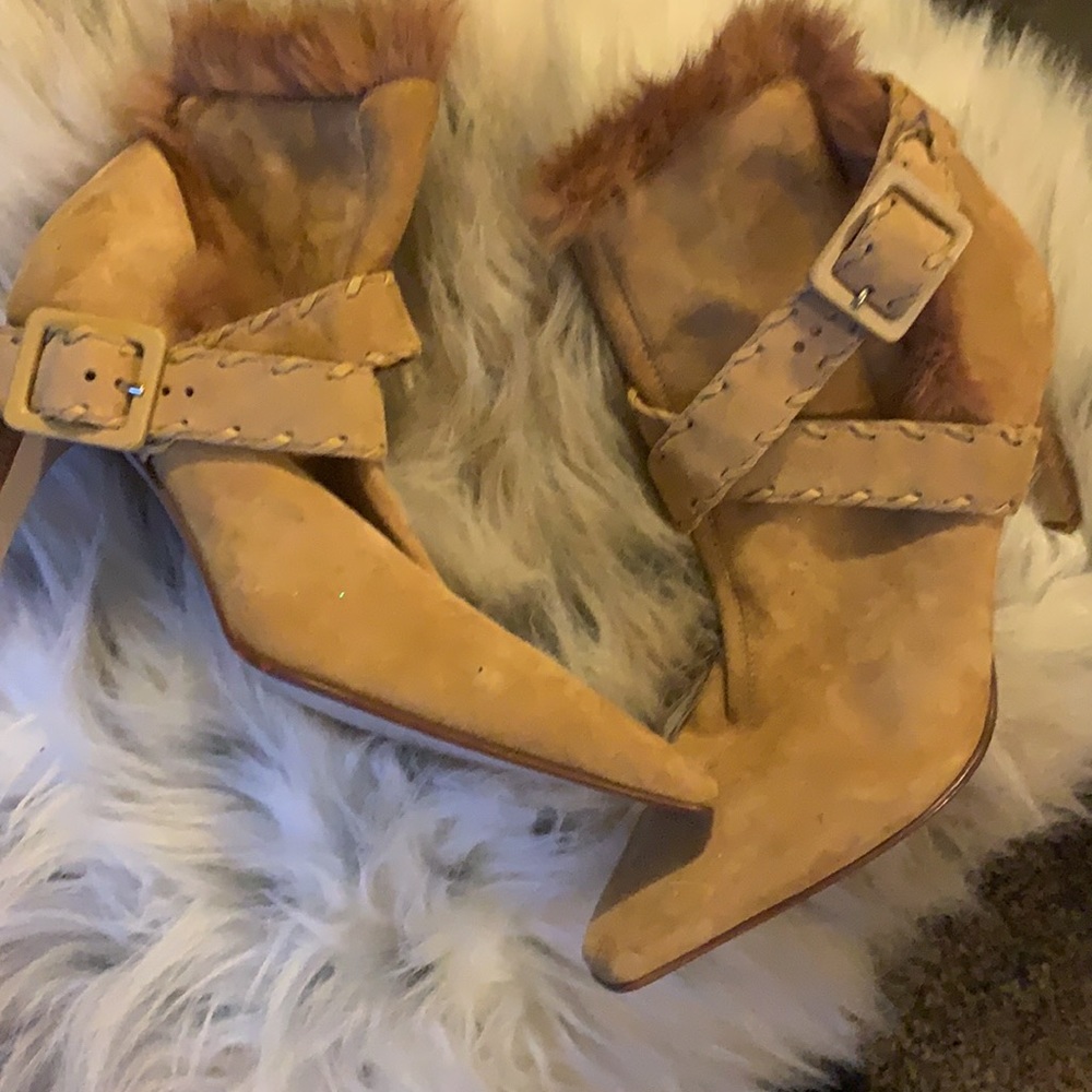 Boots - Picture 4 of 4
